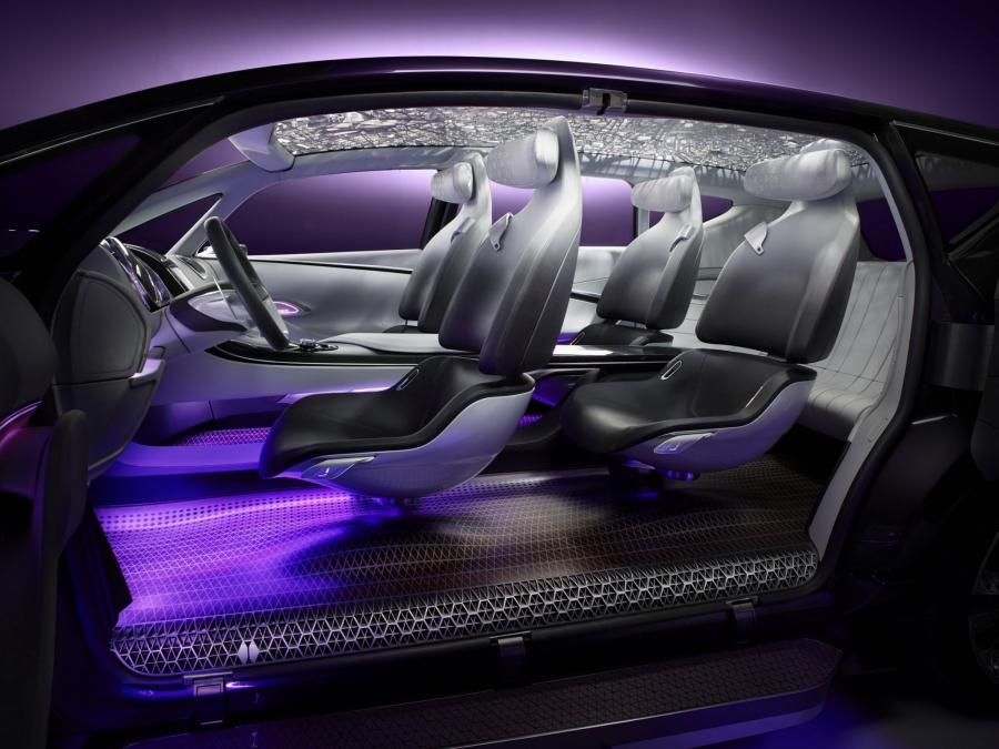 Renault Initiale Paris Concept 2013 года  (фото 9 из 16)